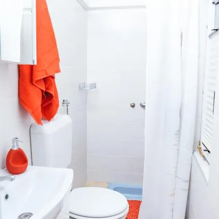 Apartma Nika *